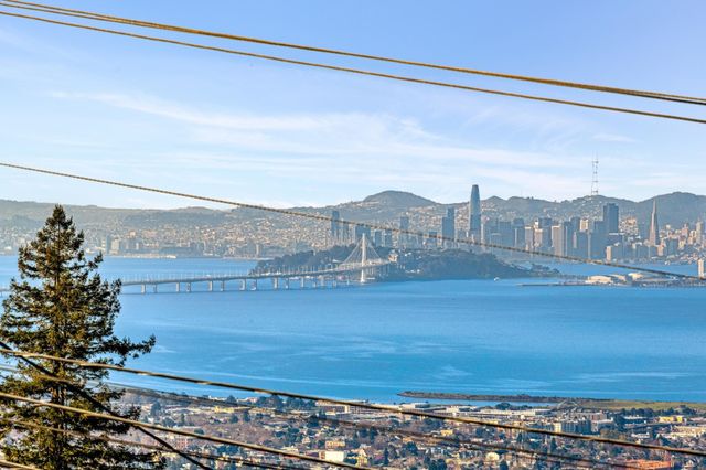 935 Grizzly Peak BLVD, Berkeley, CA 94708