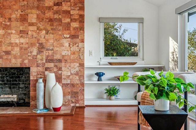 935 Grizzly Peak BLVD, Berkeley, CA 94708