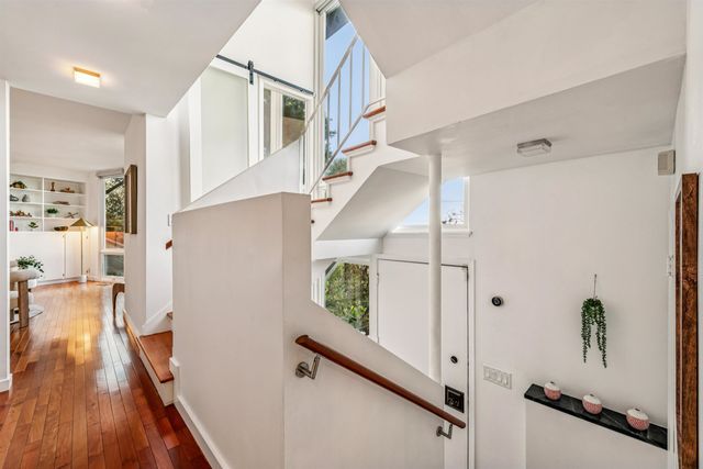 935 Grizzly Peak BLVD, Berkeley, CA 94708