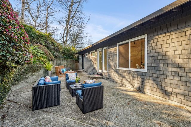 935 Grizzly Peak BLVD, Berkeley, CA 94708