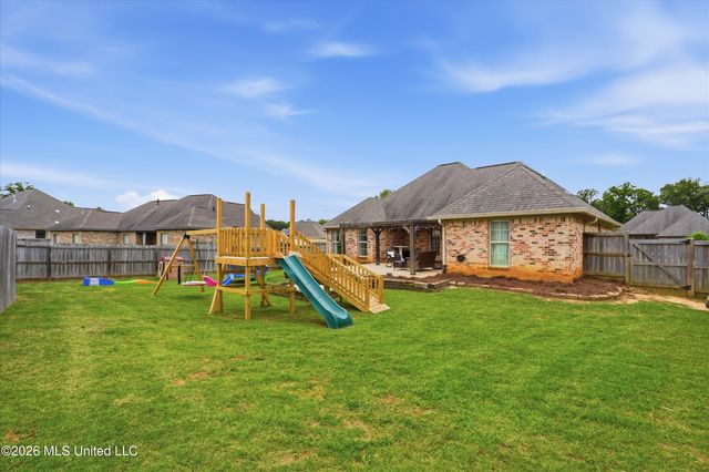 710 Parkdale Place, Brandon, MS 39042