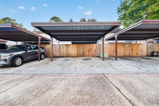 5833 Village Forest Court, Houston, TX 77092
