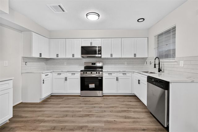 5833 Village Forest Court, Houston, TX 77092