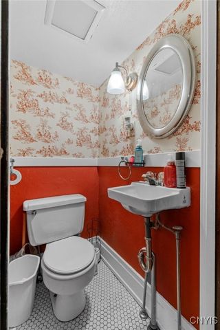 618 Roberts Avenue, Syracuse, NY 13207