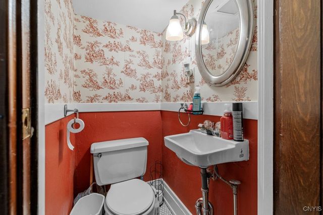 618 Roberts Avenue, Syracuse, NY 13207