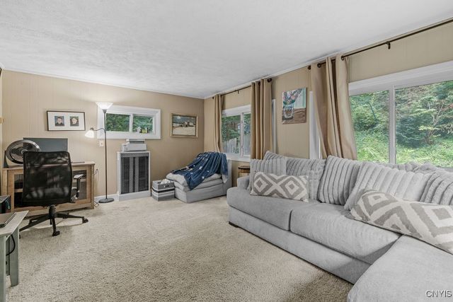 618 Roberts Avenue, Syracuse, NY 13207