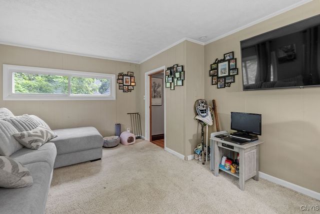 618 Roberts Avenue, Syracuse, NY 13207