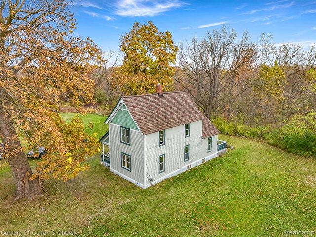 8004 N Farmington Road, Westland, MI 48185