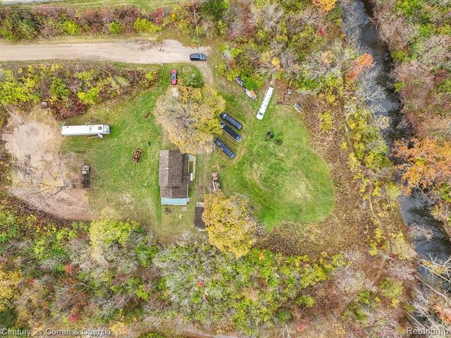 8004 N Farmington Road, Westland, MI 48185