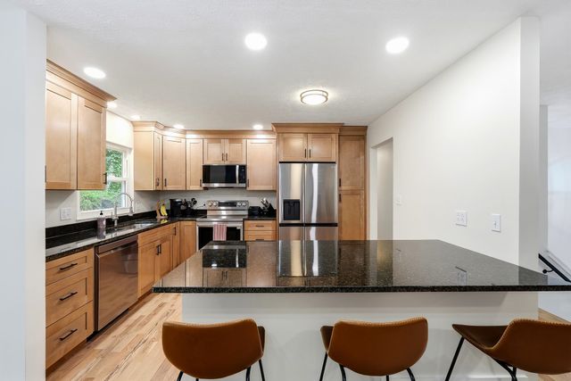 7 Birch Drive, Huntington, WV 25705