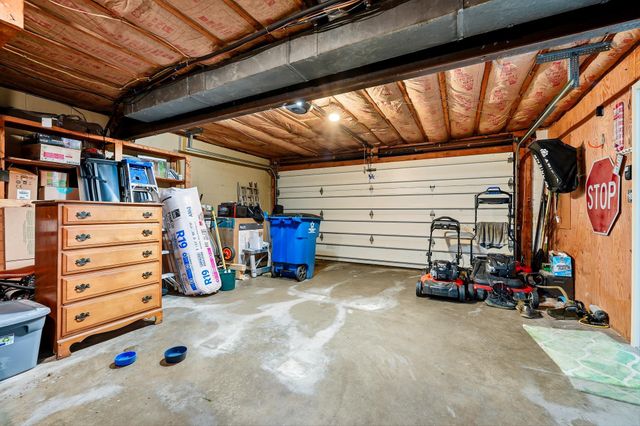 7 Birch Drive, Huntington, WV 25705
