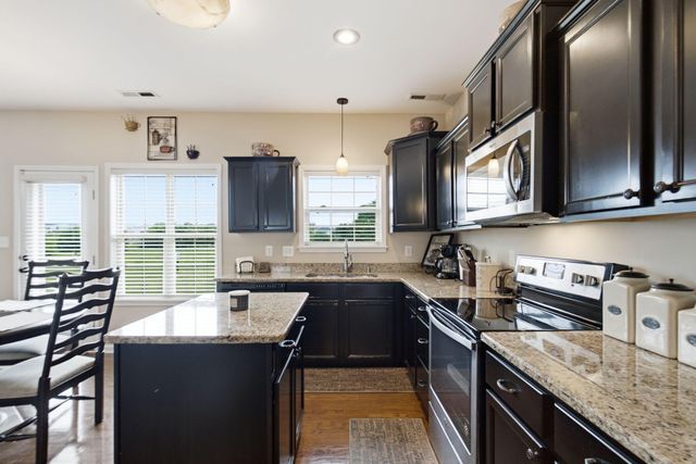 2316 Walcot Way, Lexington, KY 40511