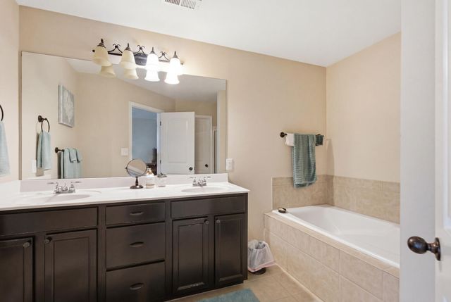 2316 Walcot Way, Lexington, KY 40511