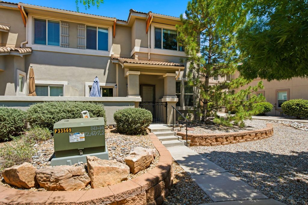 11020 Fort Point unit b Lane NE UNIT B, Albuquerque, NM 87123