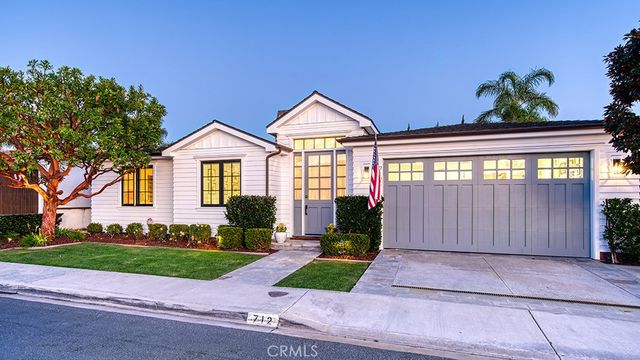 712 K Thanga, Corona Del Mar, CA 92625