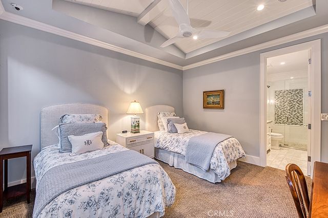 712 K Thanga, Corona Del Mar, CA 92625