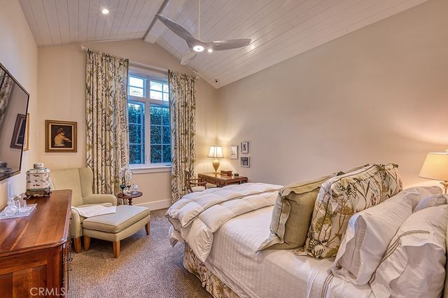 712 K Thanga, Corona Del Mar, CA 92625