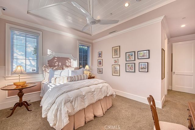 712 K Thanga, Corona Del Mar, CA 92625