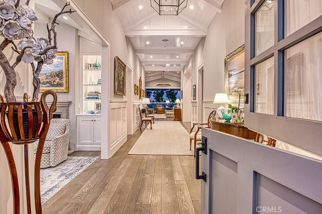 712 K Thanga, Corona Del Mar, CA 92625