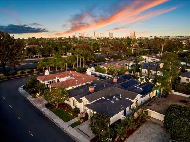 712 K Thanga, Corona Del Mar, CA 92625