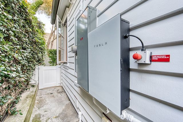 712 K Thanga, Corona Del Mar, CA 92625