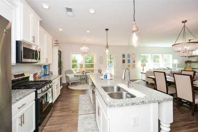 161 Baywood Lane, Villa Rica, GA 30180