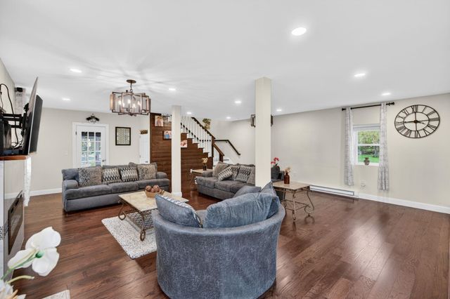 399 N Main Street, Salem, NH 03079