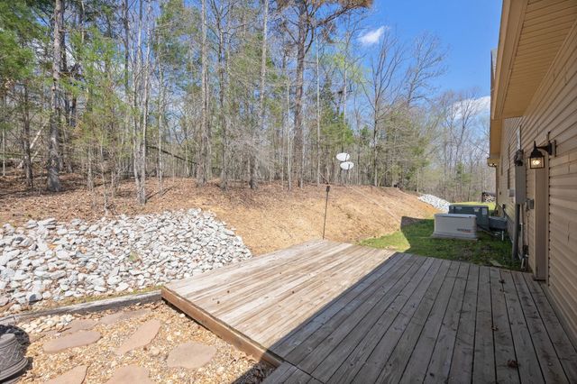 280 IRON HORSE TRL, Parsons, TN 38363