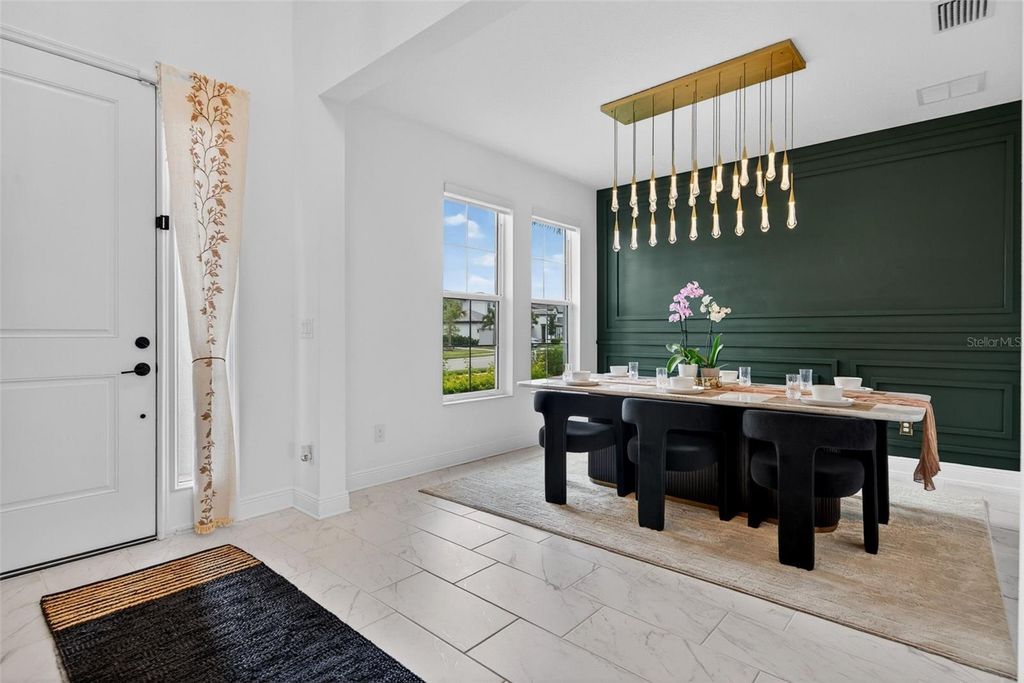 Image 11 of property listing at 17510 SAVORY MIST CIRCLE, Bradenton, FL 34211