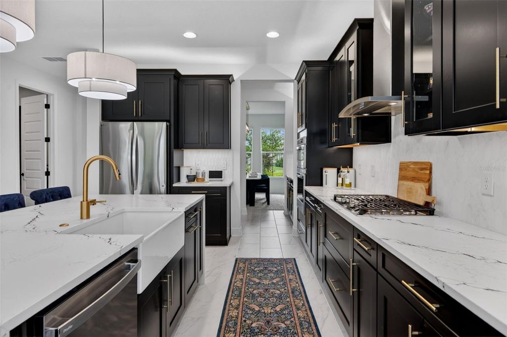 Image 24 of property listing at 17510 SAVORY MIST CIRCLE, Bradenton, FL 34211