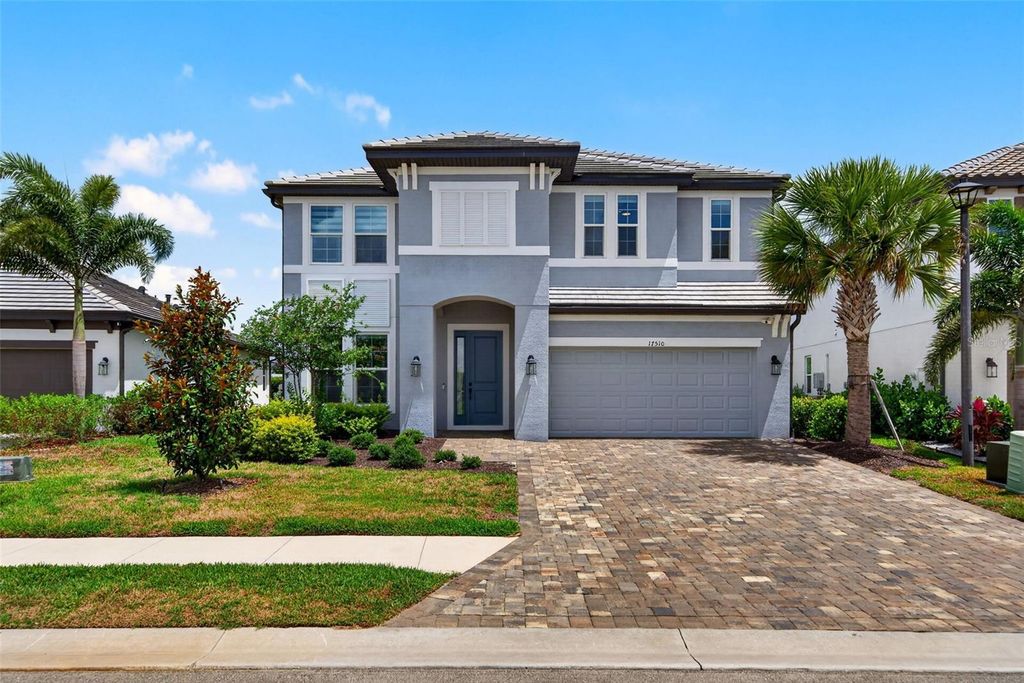 Image 4 of property listing at 17510 SAVORY MIST CIRCLE, Bradenton, FL 34211