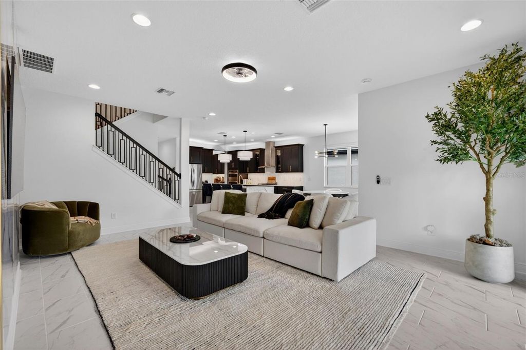 Image 40 of property listing at 17510 SAVORY MIST CIRCLE, Bradenton, FL 34211