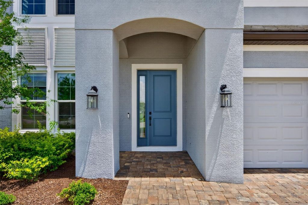 Image 6 of property listing at 17510 SAVORY MIST CIRCLE, Bradenton, FL 34211