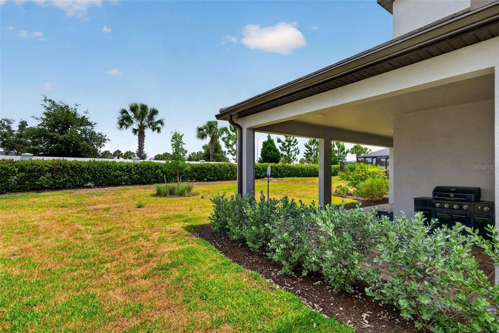 Image 57 of property listing at 17510 SAVORY MIST CIRCLE, Bradenton, FL 34211