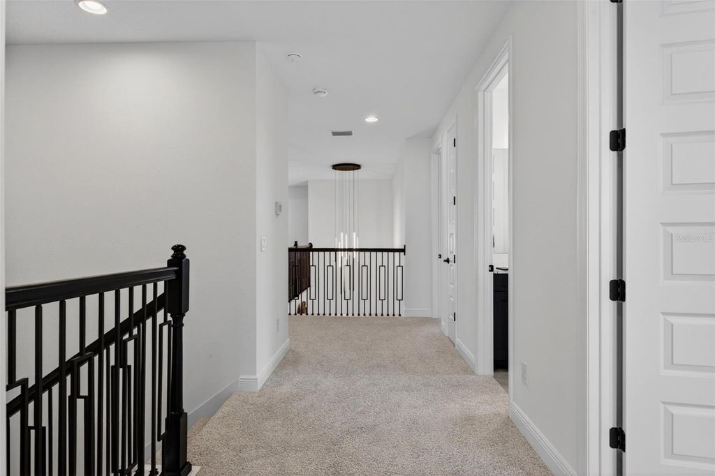 Image 78 of property listing at 17510 SAVORY MIST CIRCLE, Bradenton, FL 34211