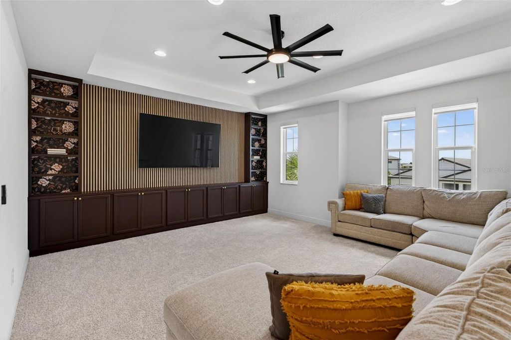 Image 87 of property listing at 17510 SAVORY MIST CIRCLE, Bradenton, FL 34211