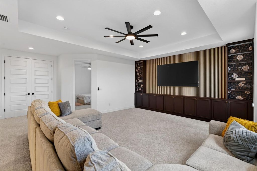 Image 90 of property listing at 17510 SAVORY MIST CIRCLE, Bradenton, FL 34211