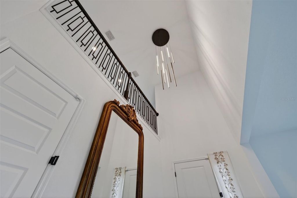 Image 10 of property listing at 17510 SAVORY MIST CIRCLE, Bradenton, FL 34211