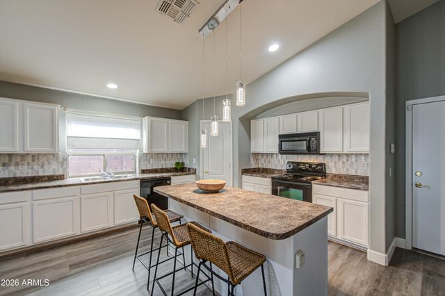 9130 W RIVERSIDE Avenue, Tolleson, AZ 85353