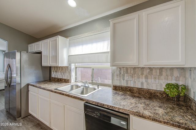 9130 W RIVERSIDE Avenue, Tolleson, AZ 85353