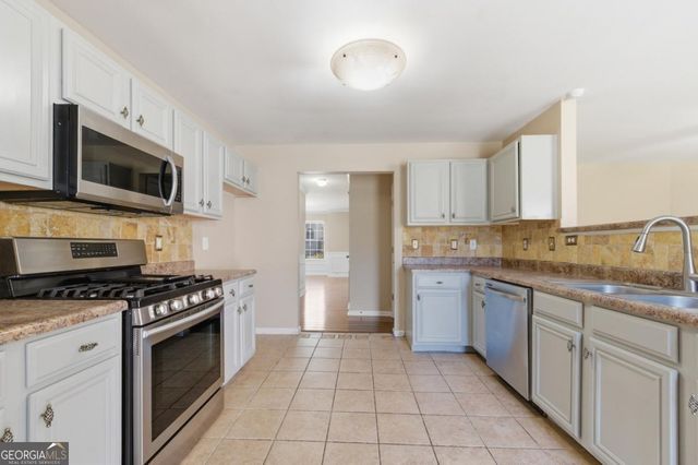 130 Apache Street SW, Atlanta, GA 30331