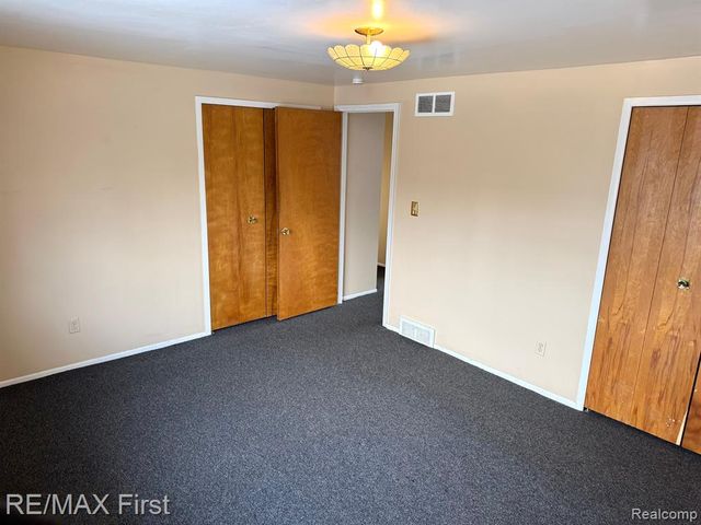 4826 Bates Drive, Warren, MI 48092