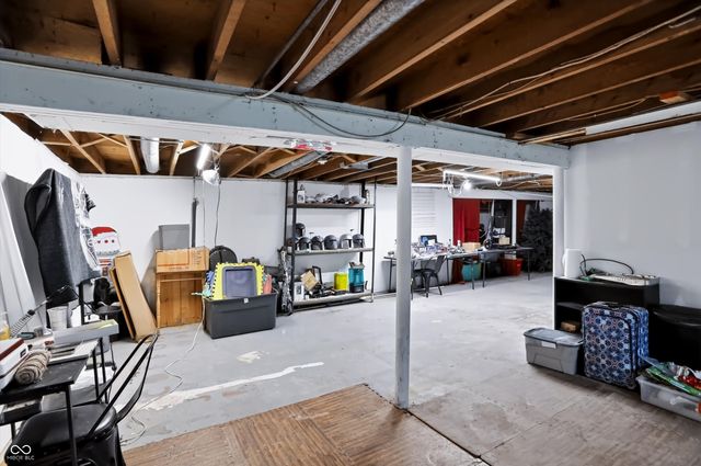 501 N Bend Road, Beech Grove, IN 46107