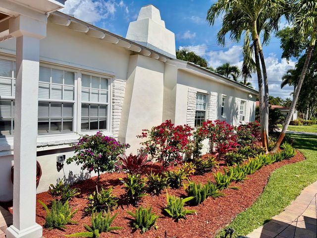 302 NW 11th Street, Delray Beach, FL 33444
