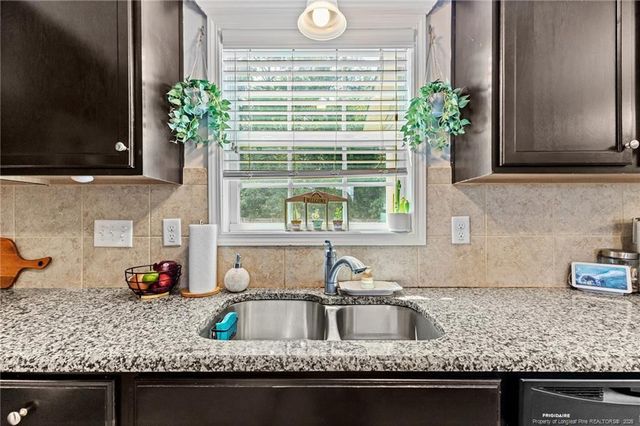 4070 Pleasantburg Drive, Fayetteville, NC 28312