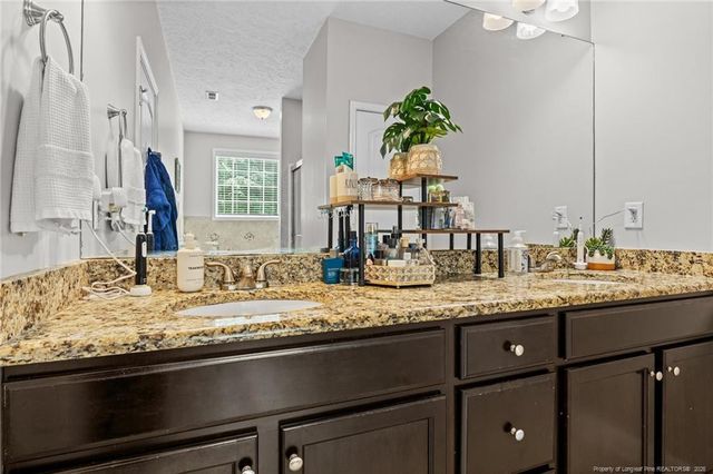 4070 Pleasantburg Drive, Fayetteville, NC 28312