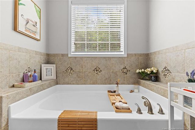 4070 Pleasantburg Drive, Fayetteville, NC 28312