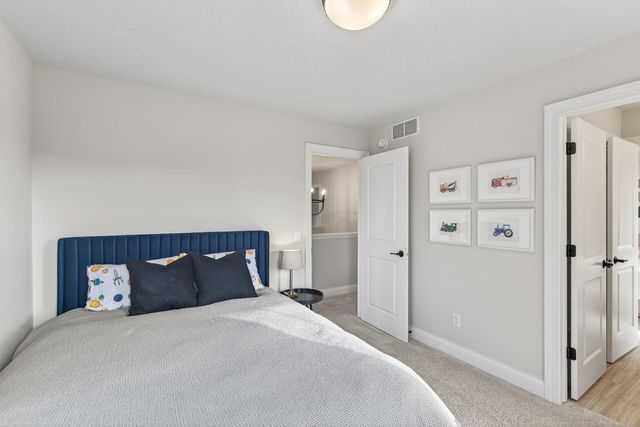 5331 Scenic Loop Run, Victoria, MN 55318