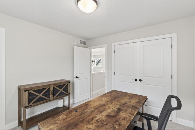 5331 Scenic Loop Run, Victoria, MN 55318