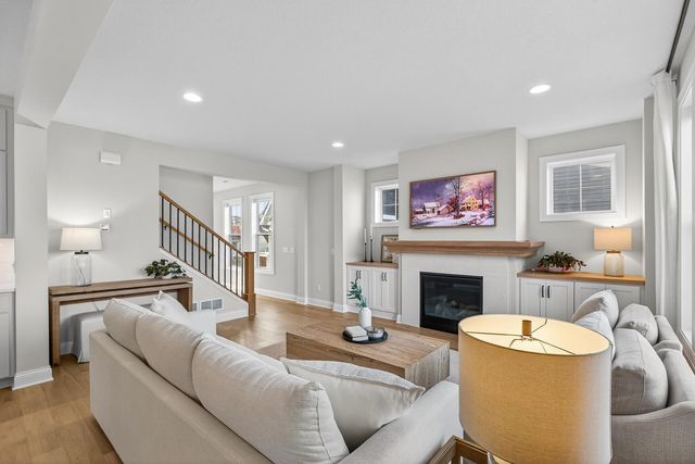 5331 Scenic Loop Run, Victoria, MN 55318